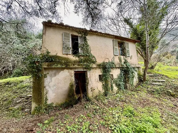 Maison 2 pièces 105 m²