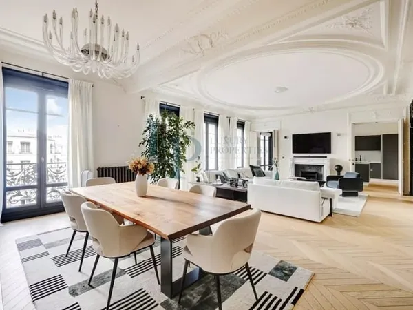 Sublime appartement d'architecte proche de l'Arc de Triomphe