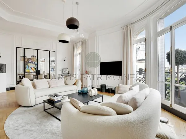 PARIS XVII - PLAINE MONCEAU - APPARTEMENT D'EXCEPTION FAMILIAL