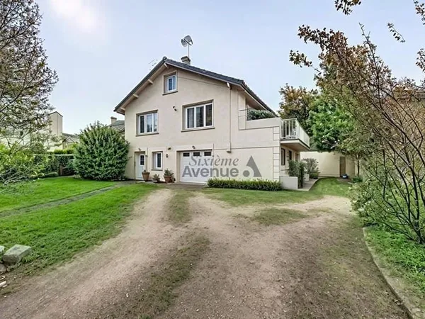 Maison 6 pièces 120 m²