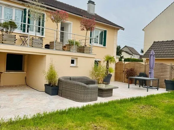 T4 meublé 66 m² - Terrasse, jardin & lac - Tout inclus - Paris 35 min | Furnished 3-bed - Terrace, g