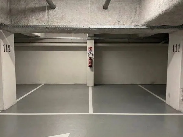 Parking 13 m²