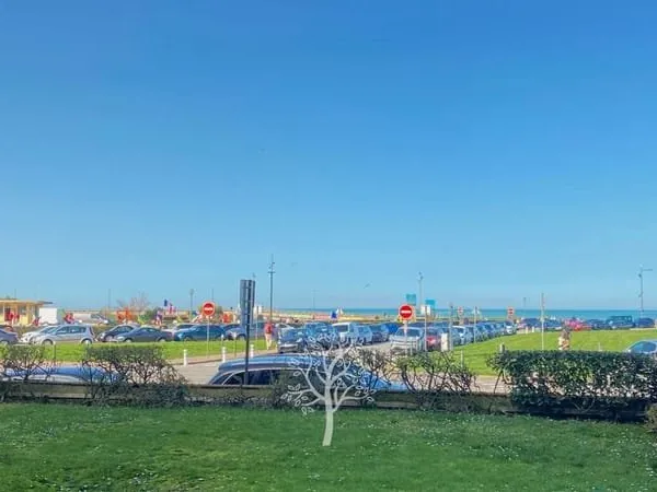 Appartement traversant avec terrasses à Dieppe front de mer