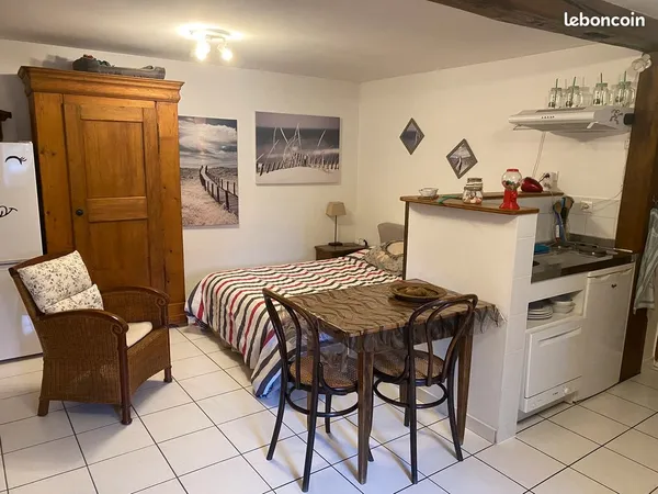 Location meublée Studio 35m2 (rdc) au calme dans copropriété d'exception