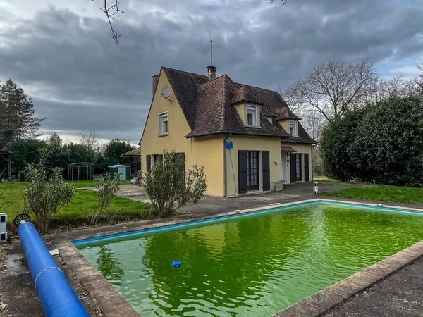 Maison Montpon Menesterol avec piscine