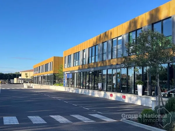 Boutique 74 m²