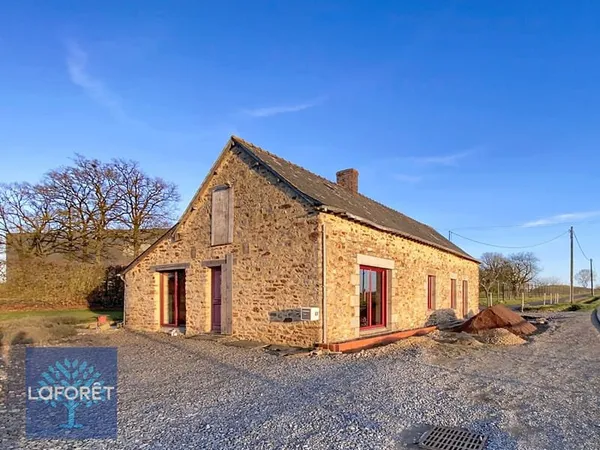 Maison Erbree 4 pièce(s) 120 m2