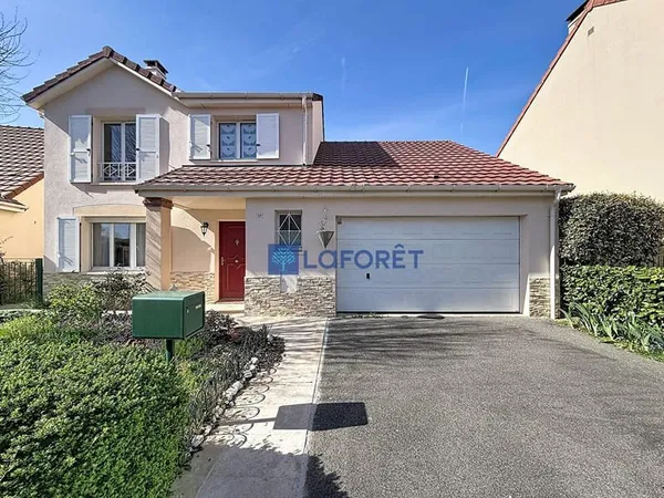 Maison Saint-pierre-du-perray 7 pièce(s) 156 m2