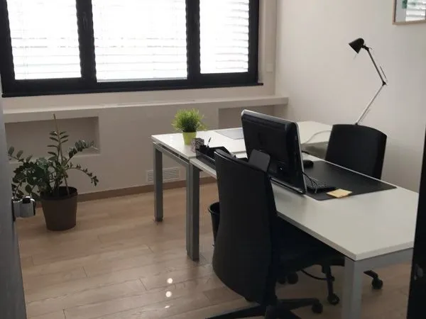 Bureau tout équipé de 16m2
