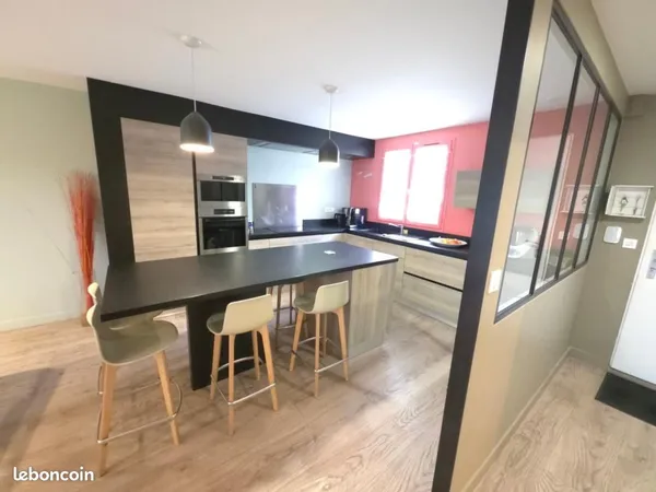 Maison 7 pièces 170 m²