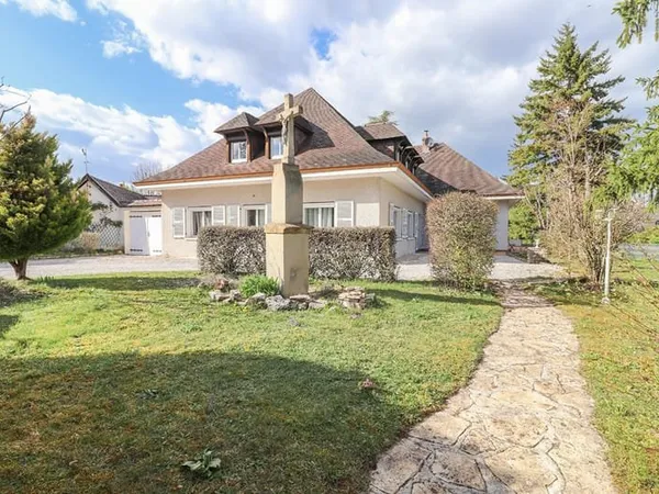 MAISON TYPE 8 - VELARS SUR OUCHE