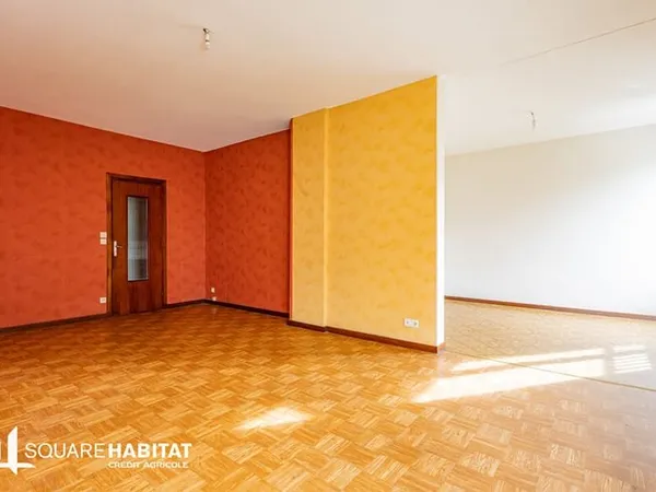 Appartement T4/5 pièces 102 m2 avec double terrasses et garage.