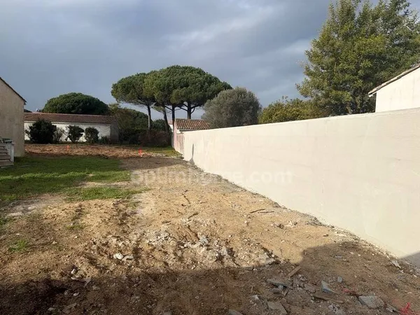 Terrain constructible 549 m²