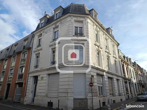 Studio 1 pièce 16 m²