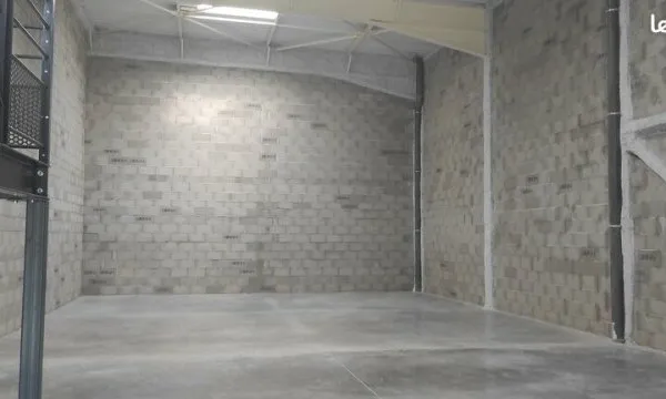LOCAL D'ACTIVITE 255 m² TIGNIEU JAMEYZIEU