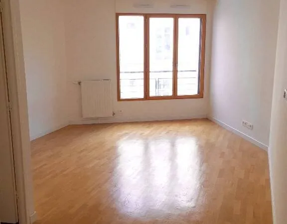 Studio 1 pièce 27 m²