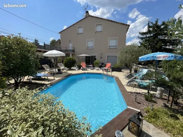Maison 4 pièces 156 m²