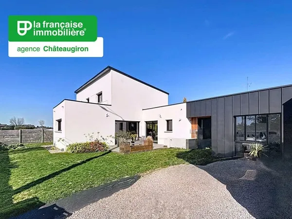 Maison - Vern Sur Seiche - contemporain - lumière - piscine - sobriété - 5 Minutes Poterie