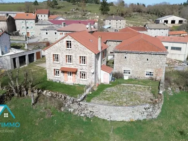 Maison de village avec terrain