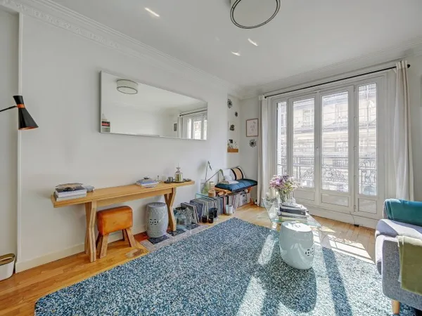 Vends appartement traversant