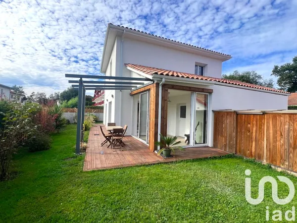 Maison 6 pièces 121 m²