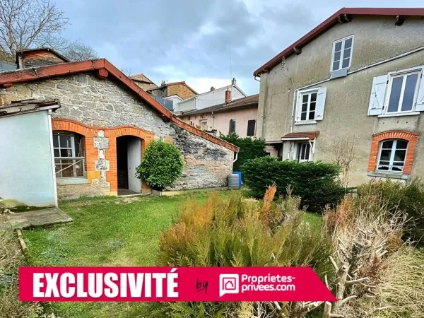 MAISON DE VILLE + DÉPENDANCES, Á RÉNOVER