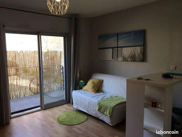 Studio meuble bordeaux proche victoire, lycées