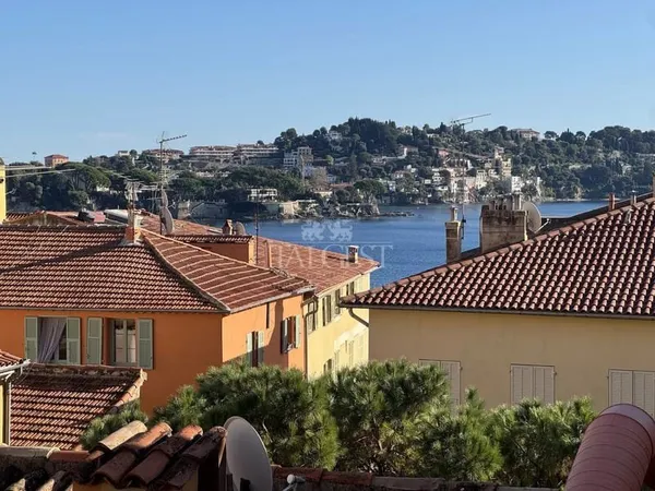 Villefranche - Rare maison au coeur de la vieille ville!