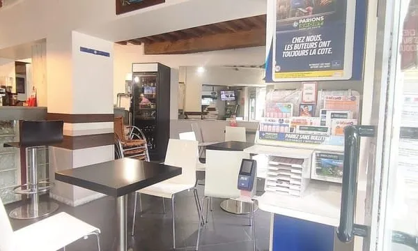 Fonds de commerce 100 m²