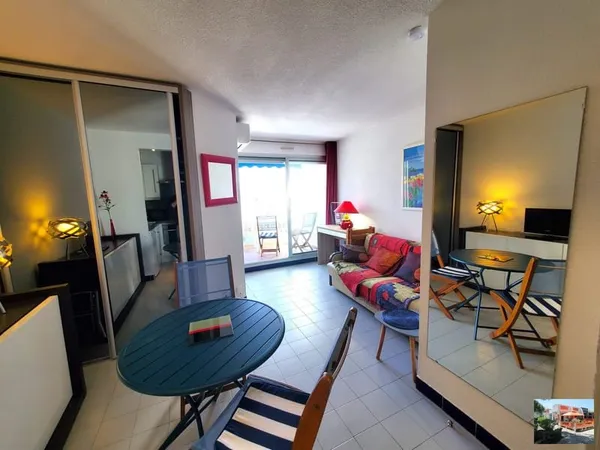 Studio 1 pièce 24 m²