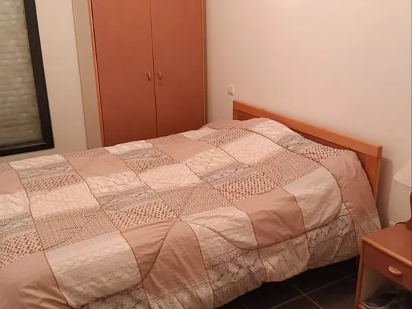 Chambre à louer 350