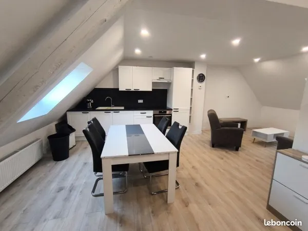 Loue f2 meublé spacieux et rénovation récent