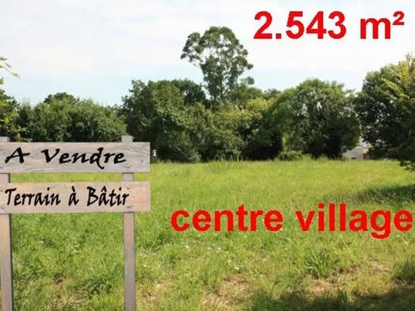 Terrain 2543 m²