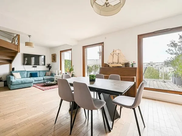 Appartement 6 pièces 152 m²