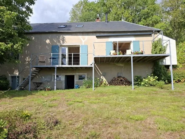 MAISON DE CAMPAGNE AVEC VUE IMPRENABLE
