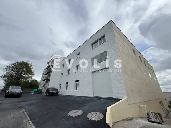 Local d'activité 1139 m²