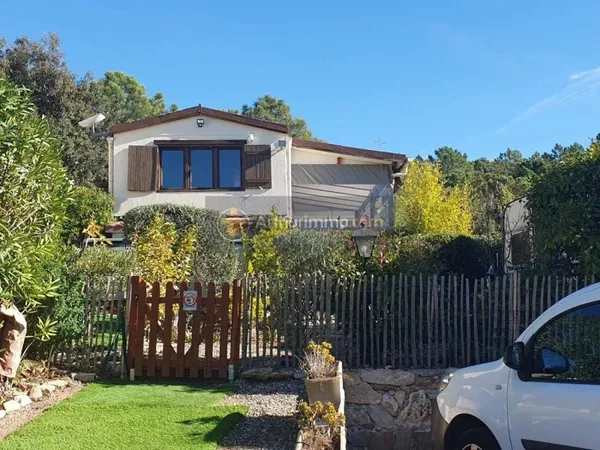 Terrain 284 m²