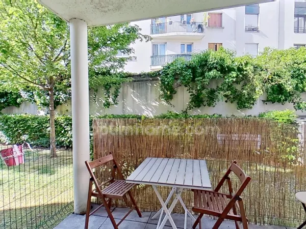 MAISONS ALFORT Centre -Appartement 3 pièces avec terrasse et parking