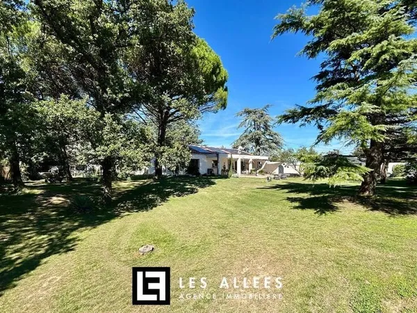 Villa 5 pièces 148 m²