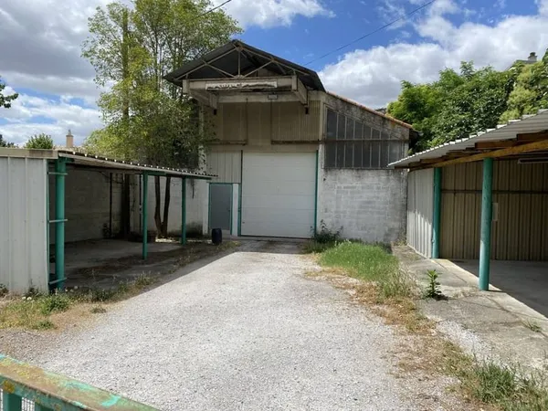 Parking 8 m²