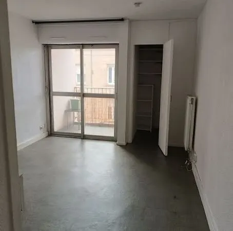 Studio 1 pièce 23 m²