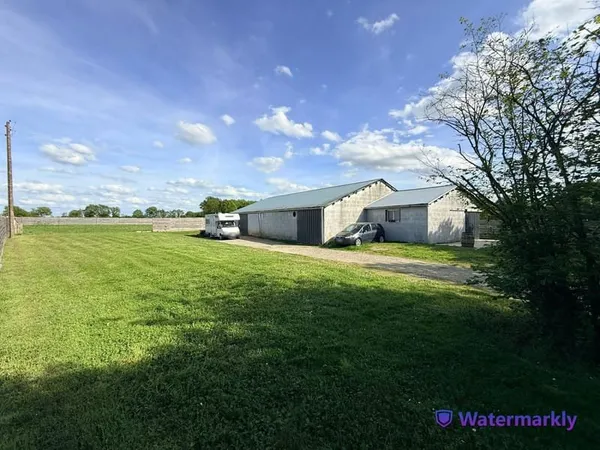 Terrain 3200 m²