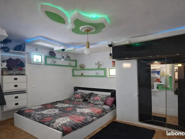 Studio 17m² vendu loué - 650/mois - Pantin 4 chemins - Idéal investisseur