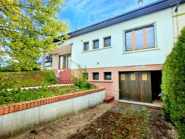 Poulainville : pavillon semi-mitoyen 75m2 avec 3 chambres su