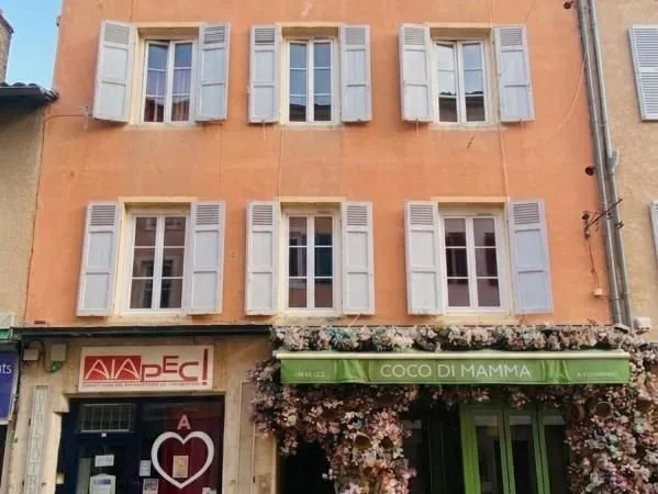 Immeuble de rapport 326 m²