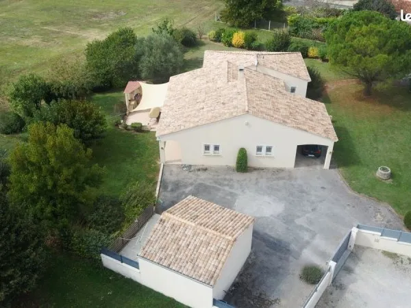 Maison plain-pied 180 m² à 5min de JARNAC