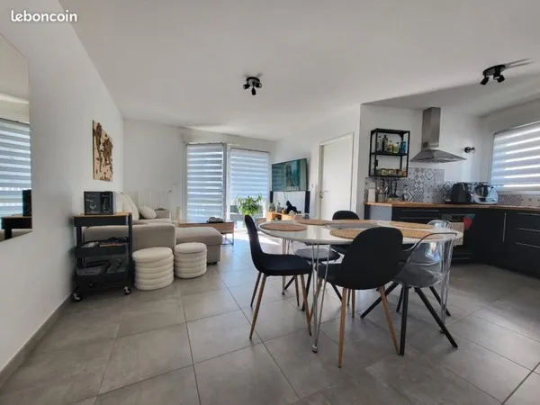 Appartement T3 (2020) Dijon 58 m2