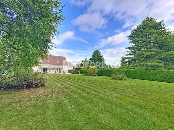 Maison 9 pièces 230 m²