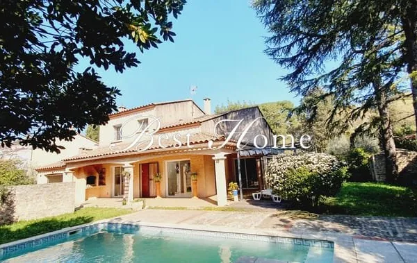 A vendre Nîmes secteur Sud Est, Vente Maison de ville de ty