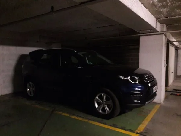 Vends parking